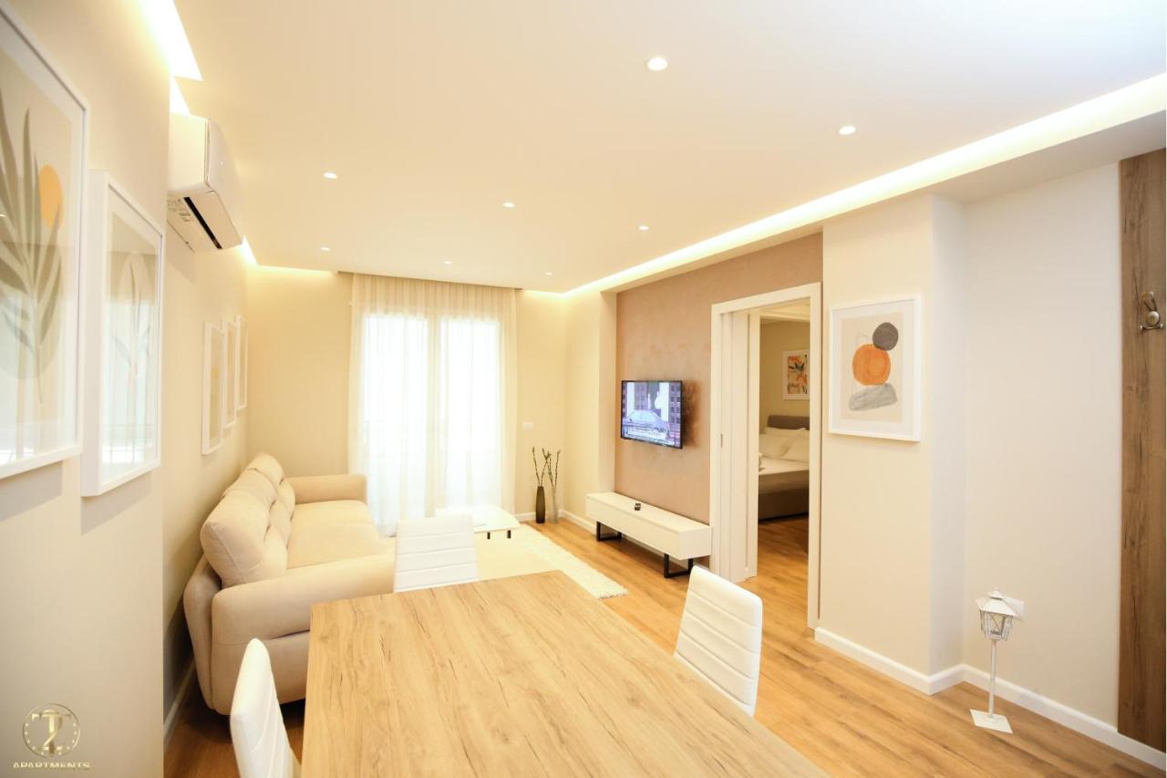 T2 City Hotel apartamentowy Wlora